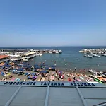 La Marina 아파트 소렌토